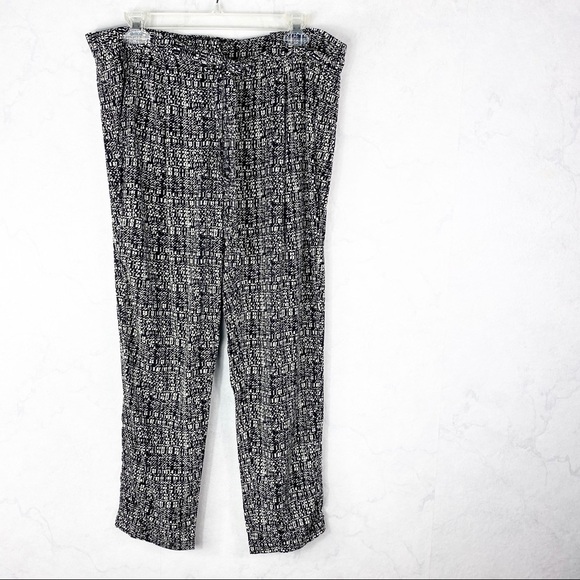 [ABS Platinum]  High Waisted Pleated Pants - Picture 1 of 3